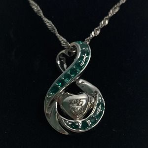 Exquisite "Kikki" Sterling Silver Necklace - Emerald Birthstone - AITA?